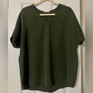 Entro Green Dolman Sleeve Blouse Relaxed Fit